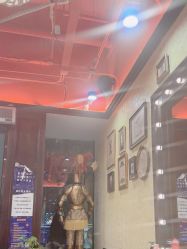 -东方先生国潮男士理发馆
