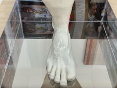 -胶囊画廊