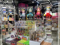 -泡泡玛特POPMART(侨福芳草地店)