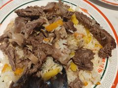 -那拉提肉筋抓饭