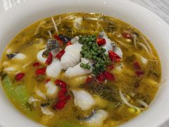 招牌川香酸菜鱼-柒园·三十年创意杭帮菜(龙湖滨江天街店)