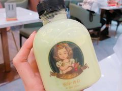 -丽莎沙拉轻食餐厅(国贸店)