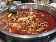 -肖肖酸萝卜鱼火锅(总店)