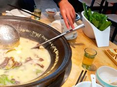 -陈大锅·岳阳鱼馆·地道岳阳菜(美食街店)