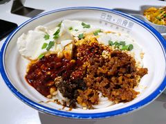 -雲物小食堂·精致云南小吃(金鹰店)