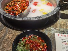 -销魂美蛙鱼头火锅(上海首店)