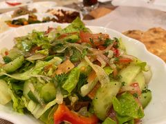 蔬菜沙拉配小面包-苏坦土耳其餐厅(白云宾馆店)
