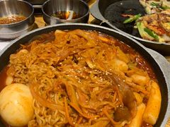-姜虎东白丁烤肉(虹桥天地店)