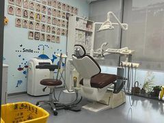 -极光口腔·矫正种植修复(锦江店)
