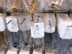 -泰康仰忠精品批发城