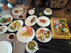 -圣丰索菲特·2 On 988 Café 自助餐厅