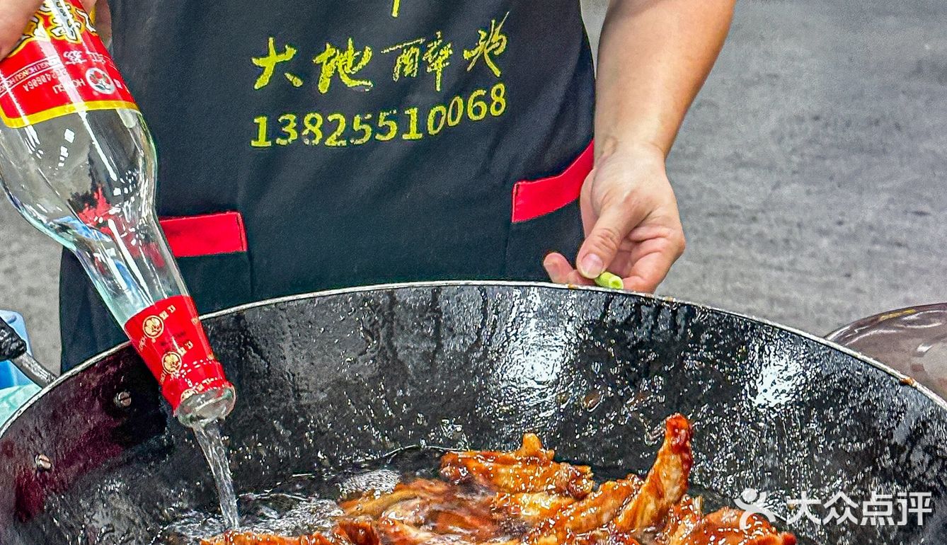 伦教这家…噂嘟是好吃S的火焰醉鹅..！！