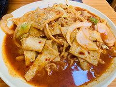 鱼饼炒拉面-妈妈手(山大总店)