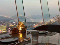 -Hi City·城市之巅