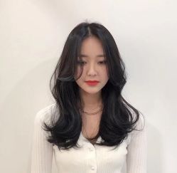 -AYO SALON