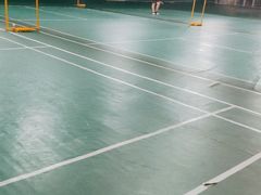 -满江春羽毛球馆
