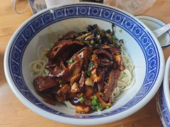 -沪西老弄堂面馆(定西路店)