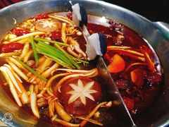 -湊湊火锅·茶憩(新中关购物中心店)