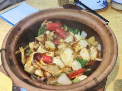 啫啫牛心顶-天宝食坊·啫啫煲大排档(西华路店)