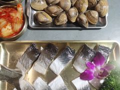 招牌活烤鳗鱼-围炉肉舍丹东海鲜烤肉·烤活鳗(步行街店)