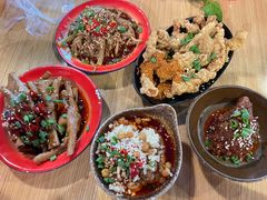 -拐枣巷小串串(财大店)