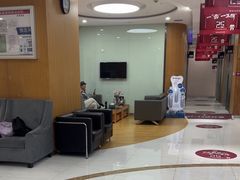 -雅悦齿科(顾村公园店)