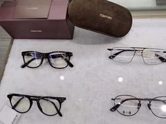 -无界眼镜MaxLess(滨江星光大道店)