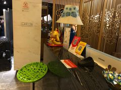 -新盈光·云会所(百丈东路店)