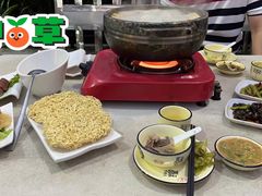 -墨脱石锅椰子鸡•香草鸭•东山羊(大东海店)