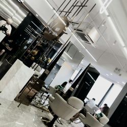 -V+SALON造型