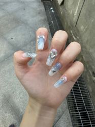 -UGIRL有个美甲