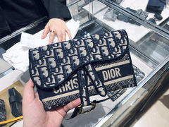-DIOR迪奥(德基广场女装店)
