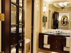 -广州富力丽思卡尔顿酒店