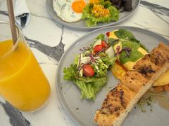 -The Sunny Side Cafe Station 1