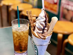 巧克力冰淇淋-幸运小丑汉堡(Bay Area本店)