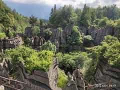 -梭布垭石林景区