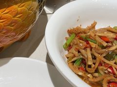 -绿草地·湘菜(7mall店)