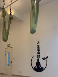 -小黑裙瑜伽·普拉提
