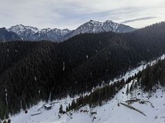 -丝绸之路山地度假区滑雪场
