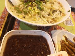 -海口骑楼小吃街