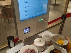 -老乡鸡(上海白玉兰广场店)