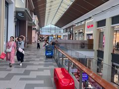 -王府井奥莱棋盘山小镇