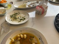 -七的湖·晚芳亭·阳澄湖农家菜·大闸蟹(莲花岛店)