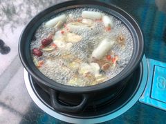 -蘑统田下·野生菌火锅