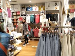-优衣库(哈尔滨中央大街店)