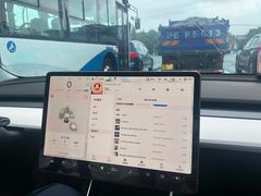 -TESLA 特斯拉(上海太古汇体验店)