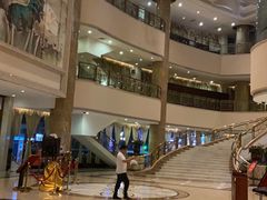 -深圳君逸国际酒店(龙岗横岗塘坑地铁站店)