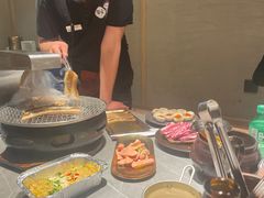 -草家酱蟹炭火烤肉店(珲春南路一店)