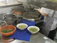 -牛味十足传统美食(凤凰西街店)