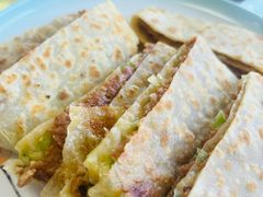 -溢心园香河肉饼总店